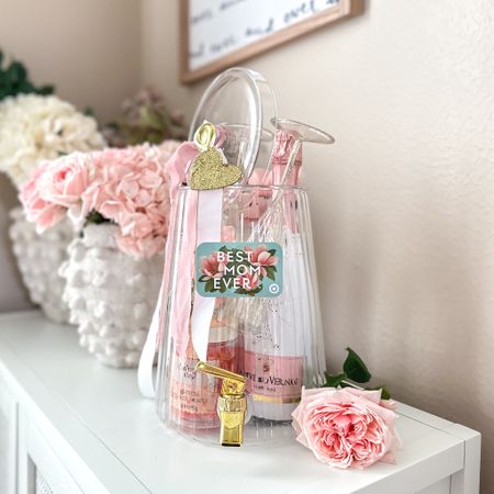 Easy, Affordable & Stylish Mother’s Day Gift 

Mimosas for Mom 🤍

#mothersdaygift #target #targetstyle #mothersday #mimosas #beverages #barcart #gift 

#LTKhome #LTKGiftGuide #LTKfamily