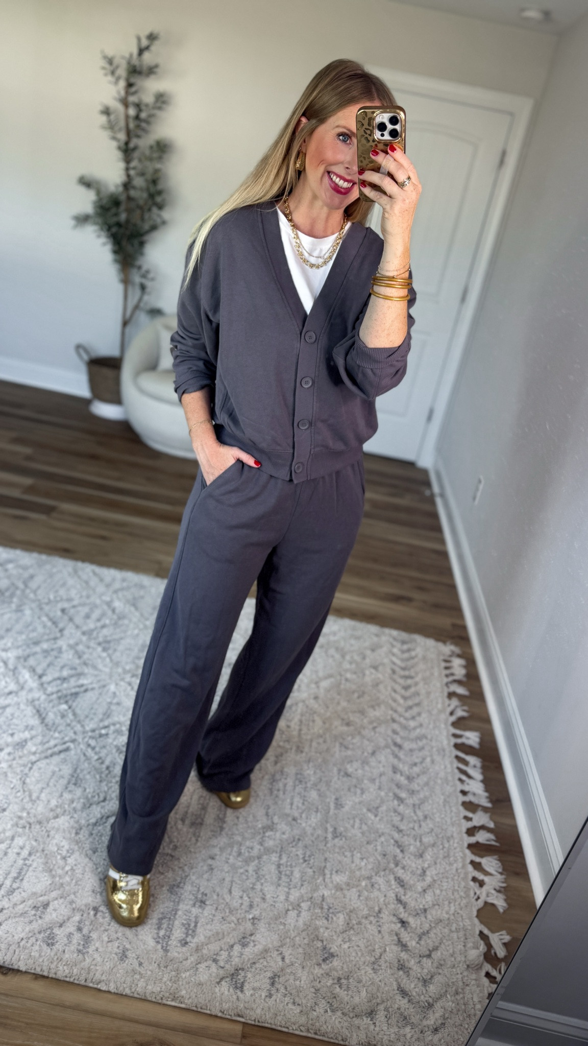 Weekend Walmart Wins try-on
Sweatshirt cardigan- small
Active tee- small
Sweats- medium

#LTKootd #LTKActive