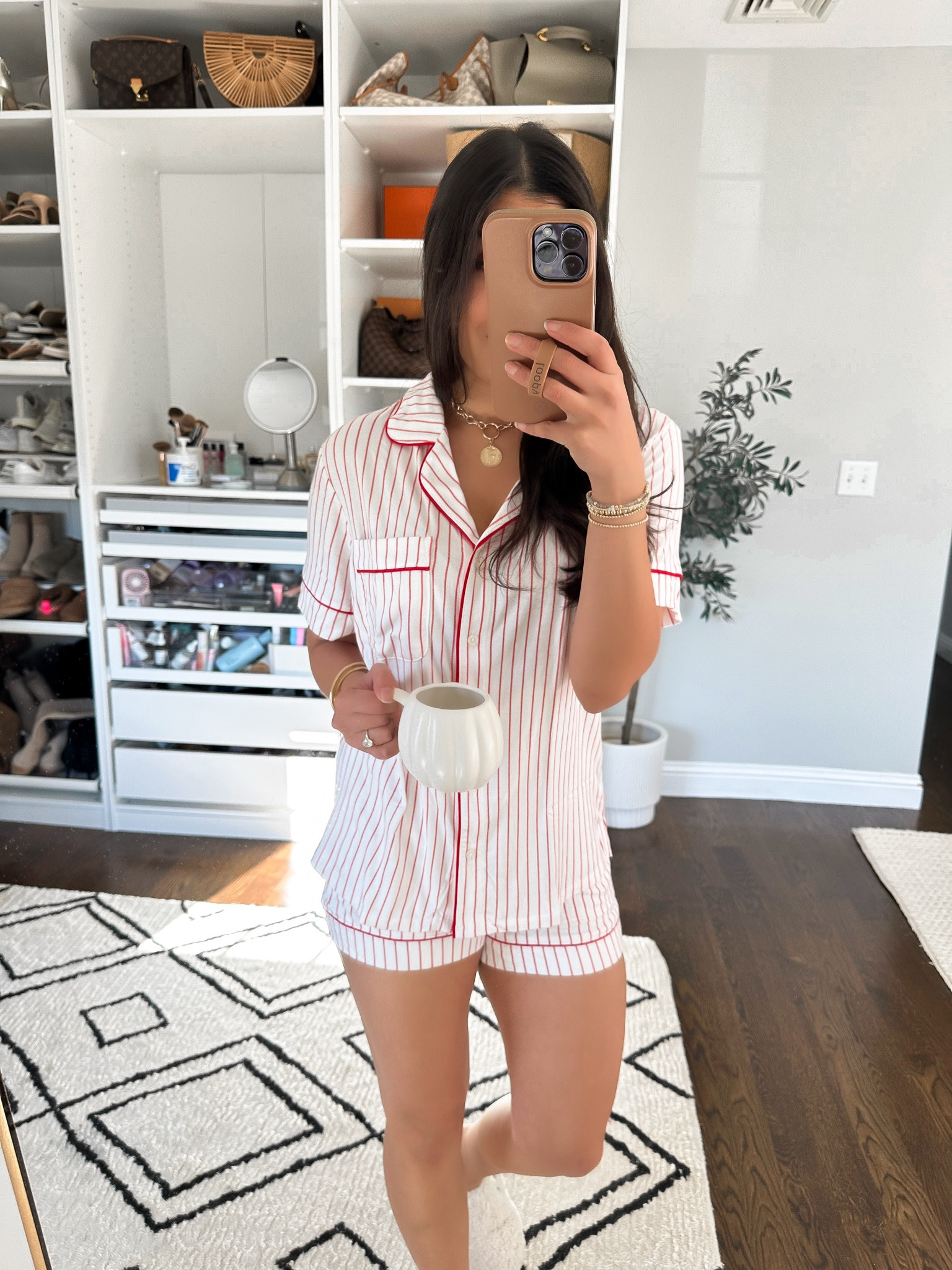 Holiday PJs for Christmas morning ❤️🎄✨



Holiday pjs, Christmas pjs, family pajamas, Christmas pajamas, plaid, holiday pajamas, target pajamas, soft Christmas pjs, gift guide, Christmas Eve gift, family pjs, pjs gift, pajamas gift, candy cane pjs, candy cane, short sleeve set, eberjay dupe, christmas pjs women, skims pjs, holiday pjs, family pjs, target pjs

#LTKHoliday #LTKGiftGuide #LTKSeasonal