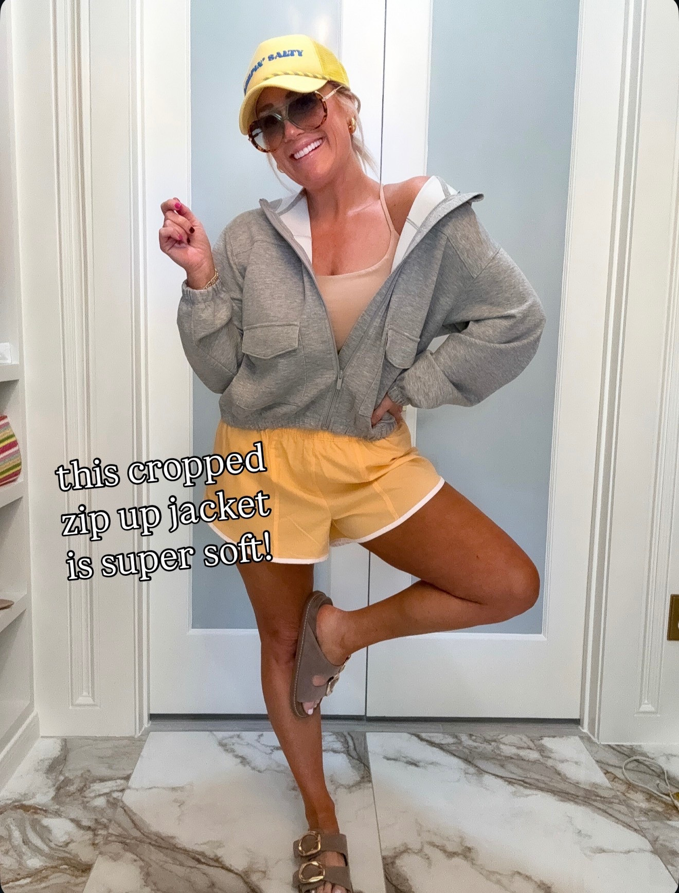 40% off activewear today only!!!
Size small in both 