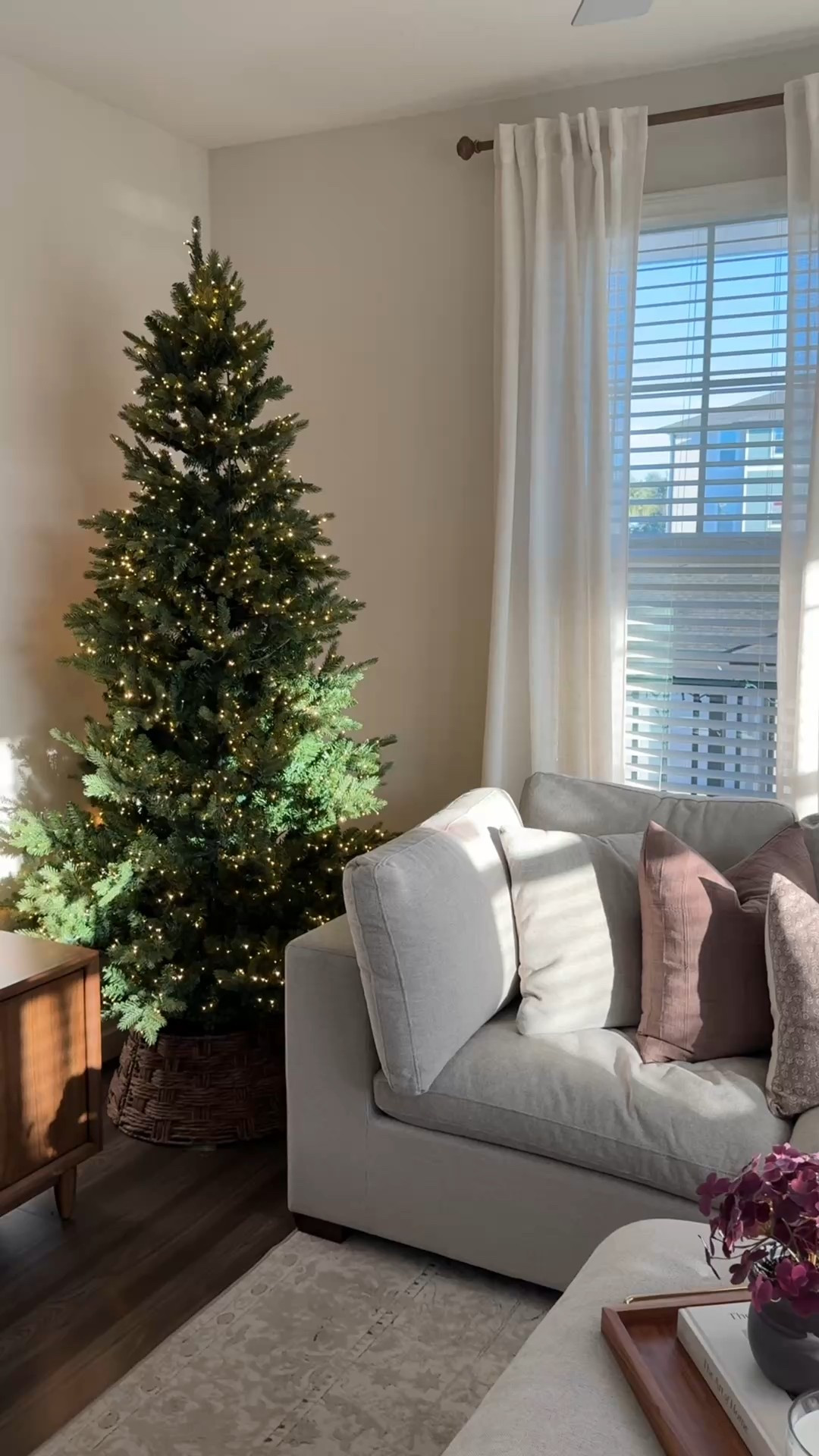 the cutest twinkling tree 🎄

#LTKHome #LTKHoliday
