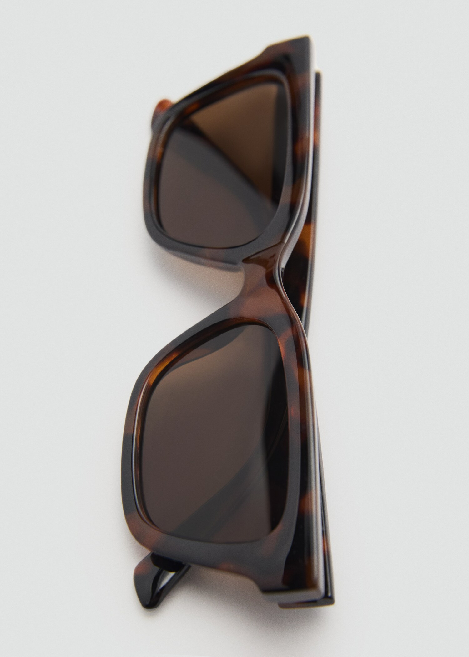 Squared frame sunglasses - Women | MANGO United Kingdom | MANGO (UK)