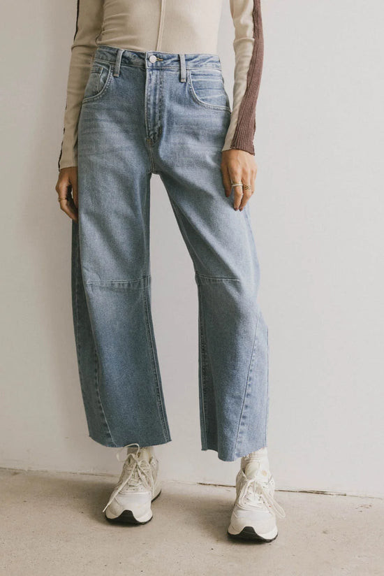 Juliette Barrel Jeans in Light Wash | Böhme US
