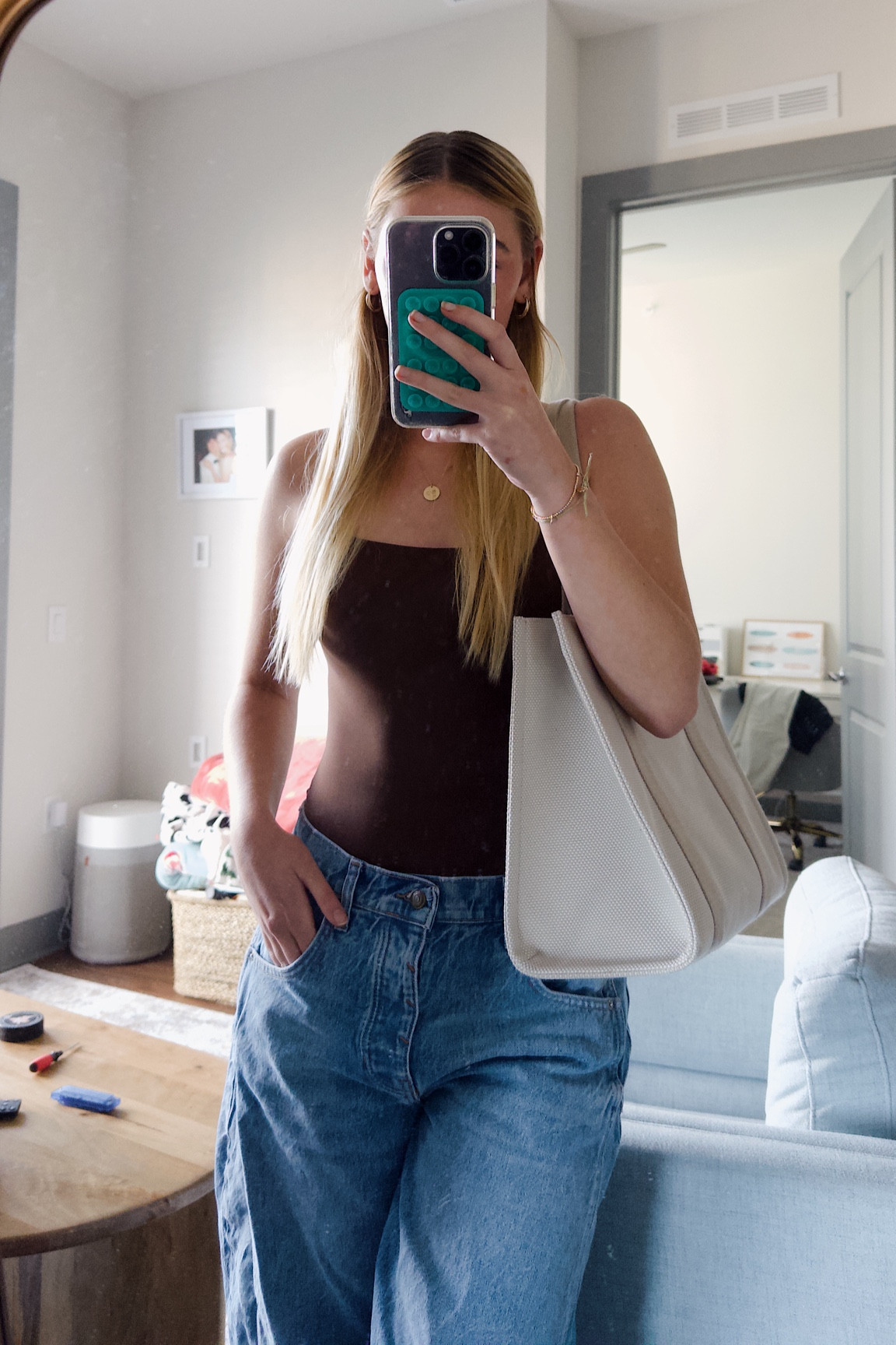 cute basic outfit! 

#LTKStyleTip #LTKItBag #LTKSeasonal
