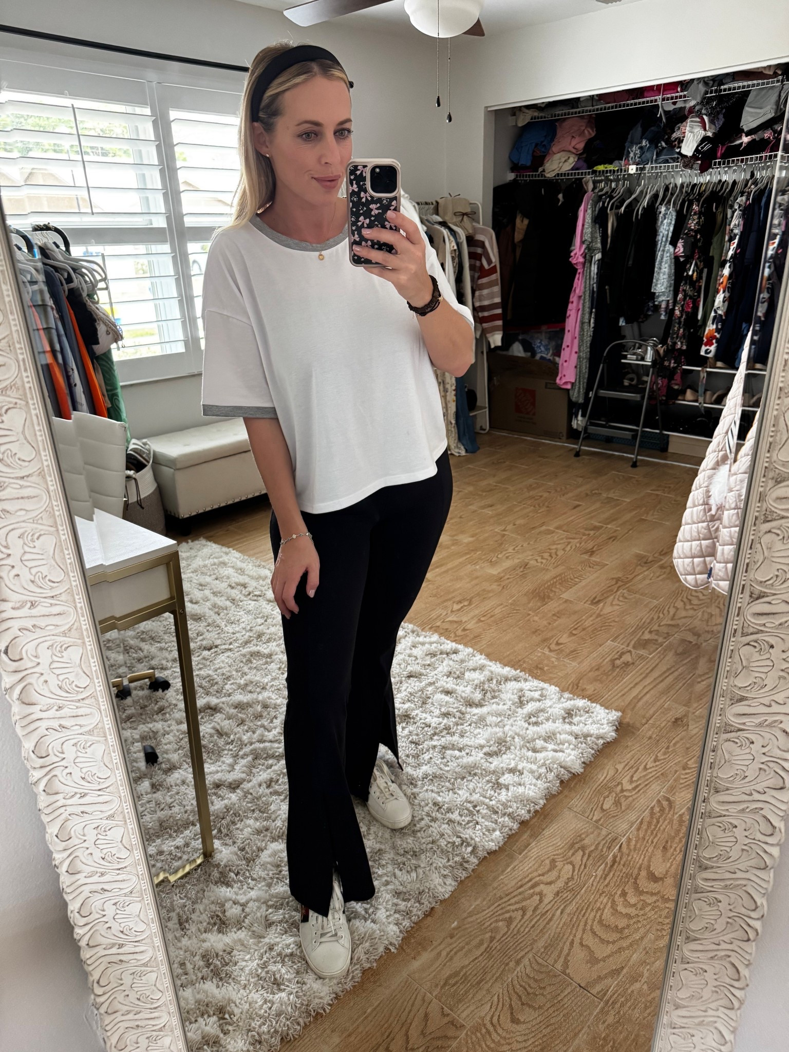 Casual style. Loose t-shirt 

#LTKootd #LTKMidsize