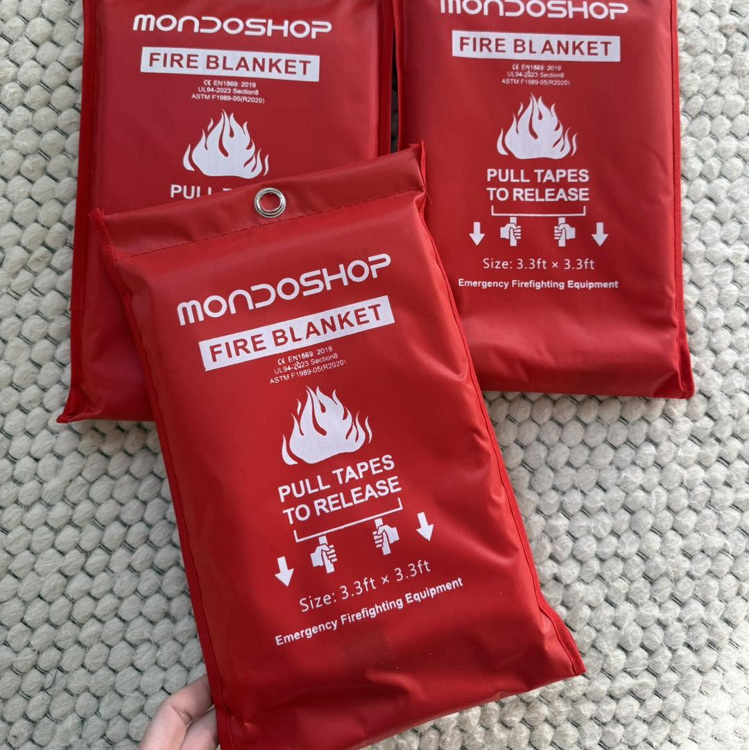 Fire blankets

Hone finds  kitchen finds  Amazon 

#LTKHome #LTKSeasonal #LTKmomlife