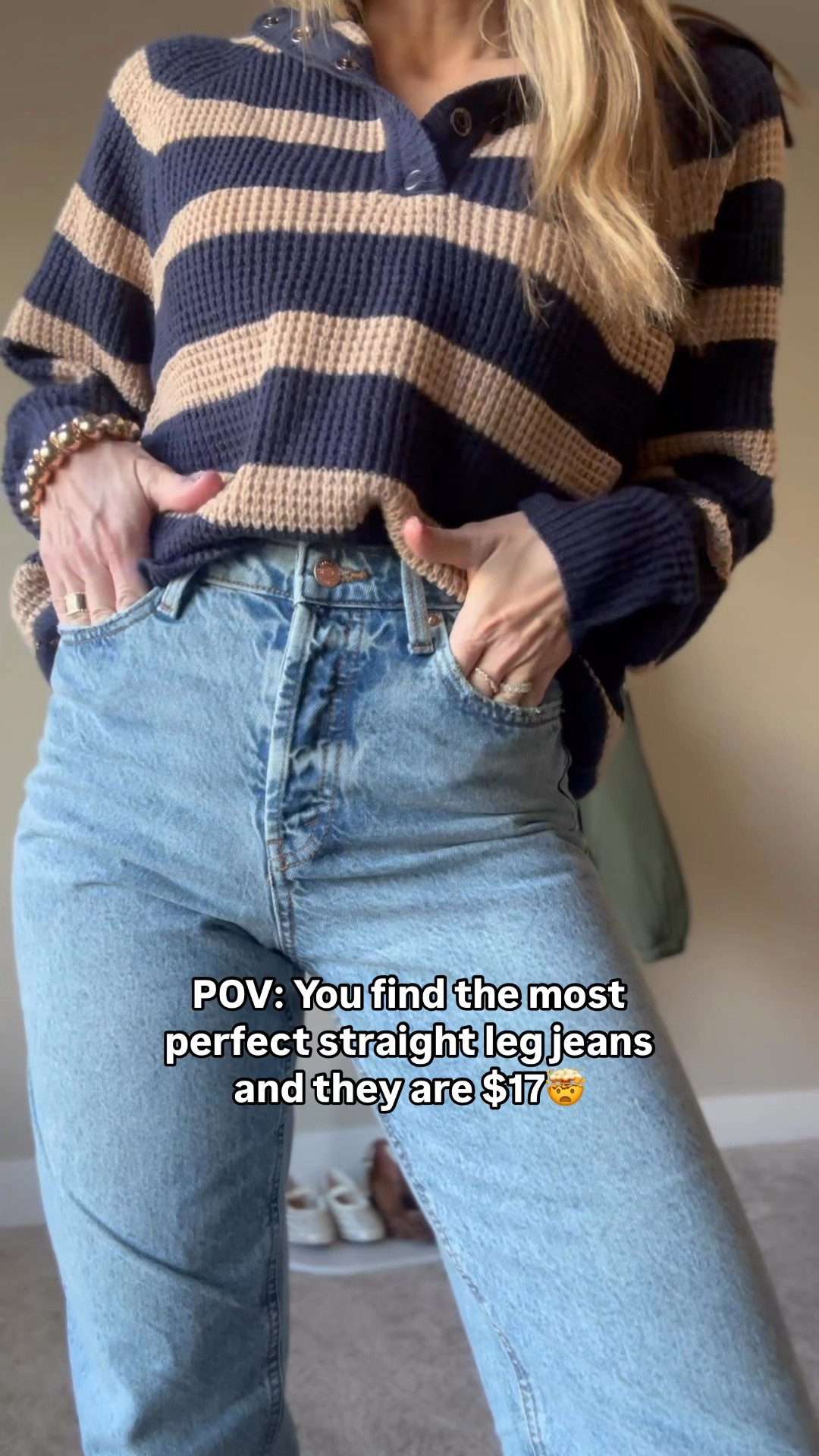 These Target straight leg jeans are FANTASTIC and right now they are on sale for $17.🤯

I’m wearing my true to size. Size 2.

#LTKStyleTip #LTKSeasonal #LTKFindsUnder50