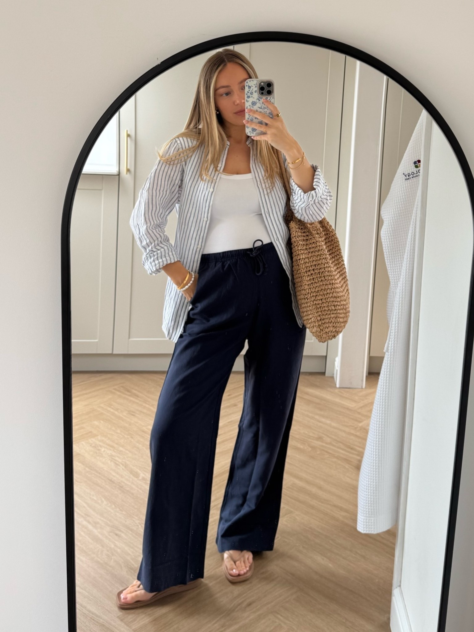Spring/summer outfit inspo 🌞 you could also swap out the flip flop for some ballet flats for the office!

#LTKsummer #LTKspring