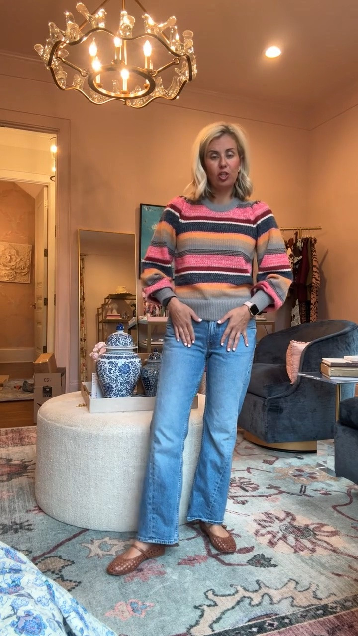 I’m so picky about sweaters and this one is a definite yes. It’s so soft and not itchy. 
Sweater - xs 
Jeans - 26P
Mary Jane’s - 7.5 (1/2 size down)