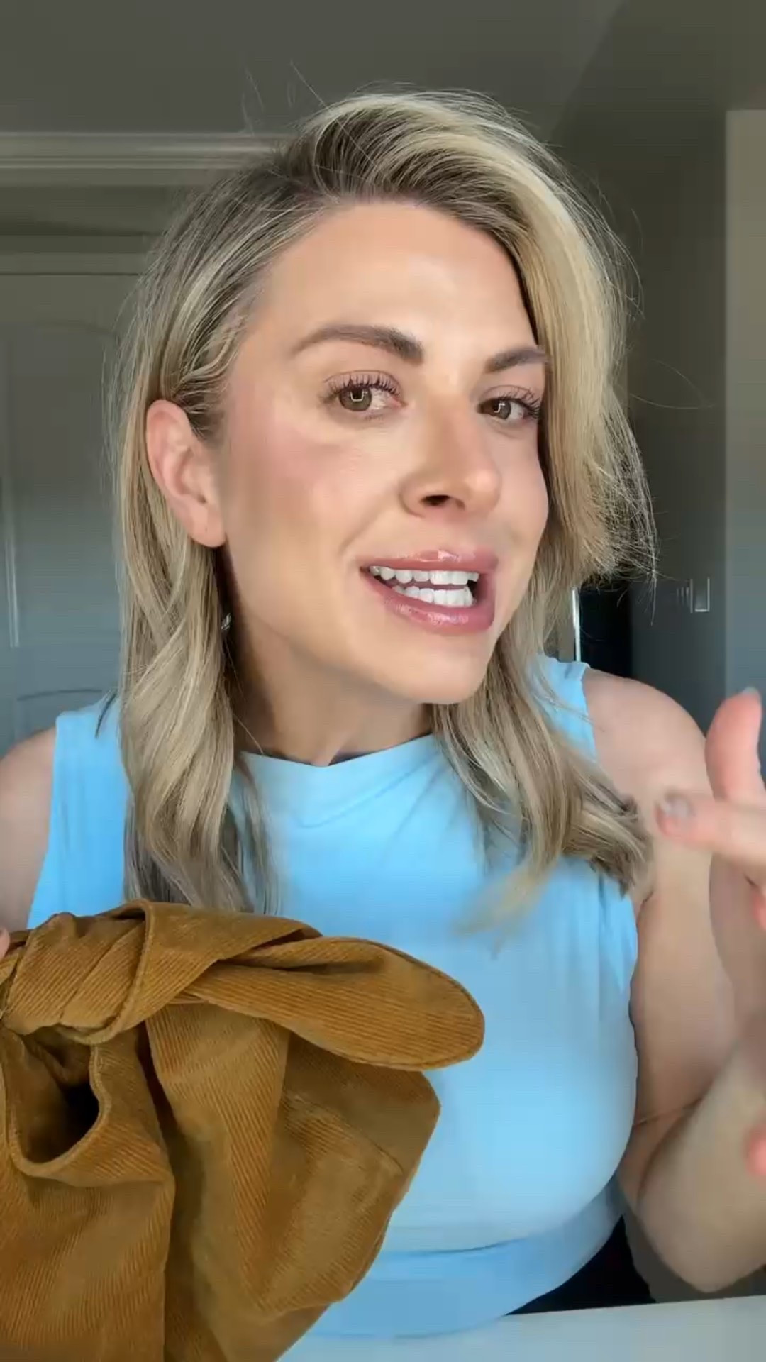 💄Merit is my go-to for quick, effortless makeup that still feels luxe. I’m all about that 5-minute routine, and their products give the prettiest, natural finish. Lightweight, clean, and perfect for spring refresh vibes. Use my code NICKI 💋

#MeritBeauty #EffortlessMakeup #CleanBeauty #LTKSpring #LTKMakeup #5MinuteFace #MeritPartner #EverydayMakeup

#LTKFindsUnder50 #LTKBeauty #LTKStyleTip