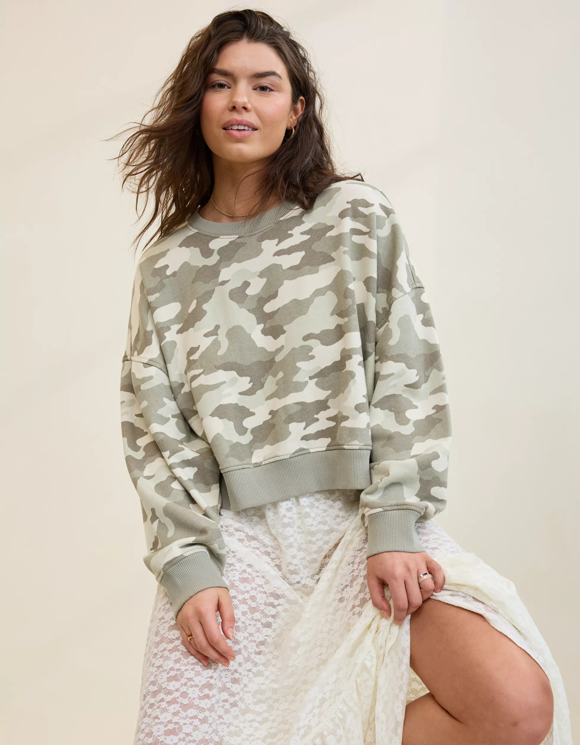 Aerie Take It Easy Crew Sweatshirt | American Eagle Outfitters (US & CA)