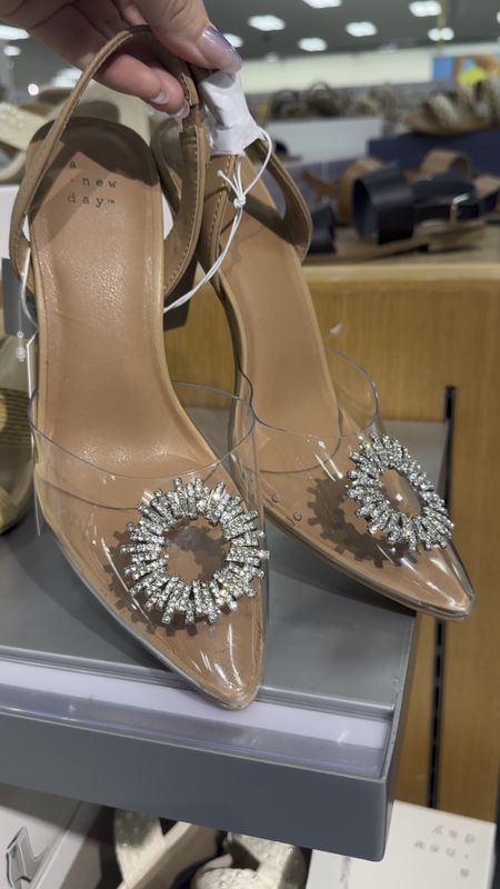 Clear heels with rhinestones


#LTKfindsunder50 #LTKSeasonal #LTKstyletip