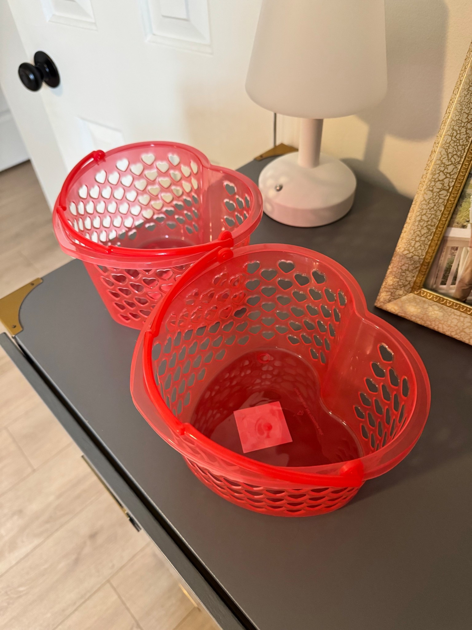 These cute little Valentine’s Day baskets from Walmart are the perfect way to put together kids’ Valentine gifts 💘
Less than $2 each, the perfect size for candy + small toys, and honestly way too cute to pass up. Such an easy, budget-friendly mom win 🙌

#LTKfinds #ValentinesDayKids #WalmartFinds #ValentinesBasket #MomFinds #HolidayPrep

#LTKmomlife #LTKSeasonal #LTKKids