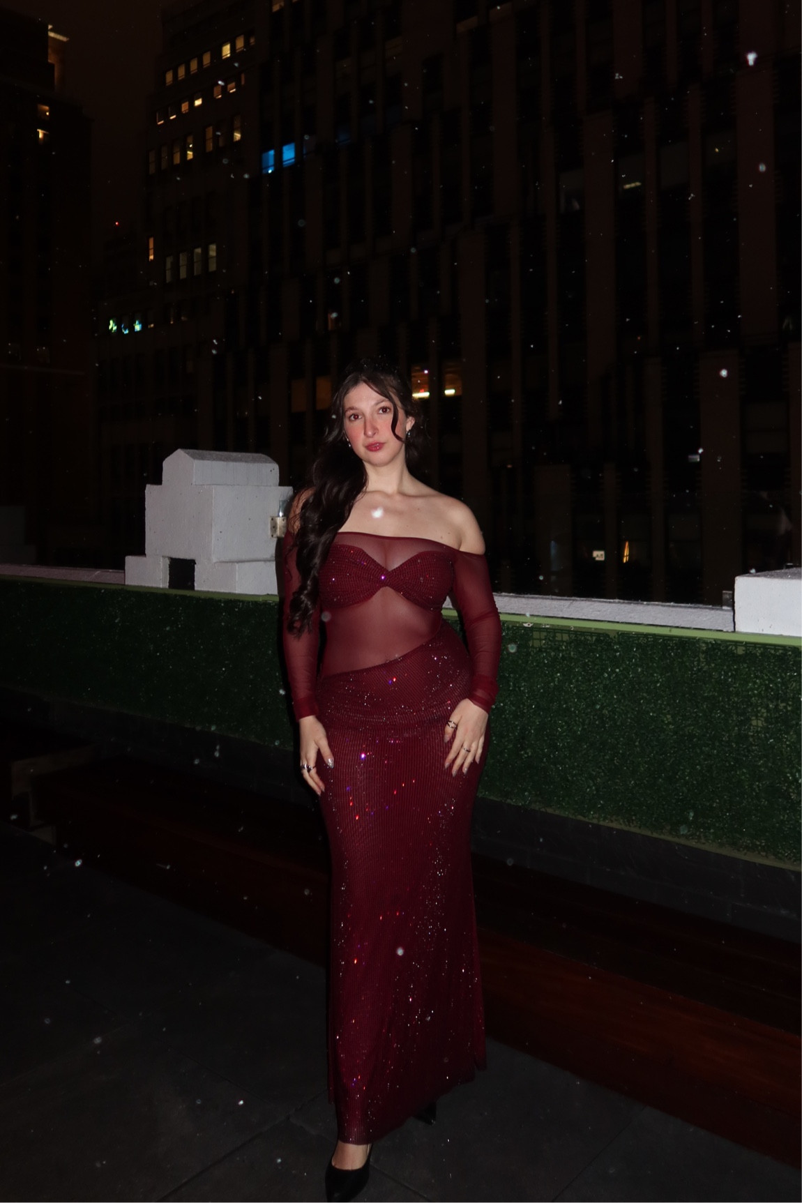 The perfect NYE dress ✨🪩

Sparkly dress, nye dress, holiday outfit, holiday dress, outfit inspo, New York outfit, Meshki 

#LTKStyleTip #LTKSeasonal #LTKHoliday