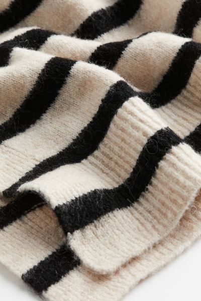 Oversized Sweater - Light beige/black striped - Ladies | H&M US | H&M (US + CA)
