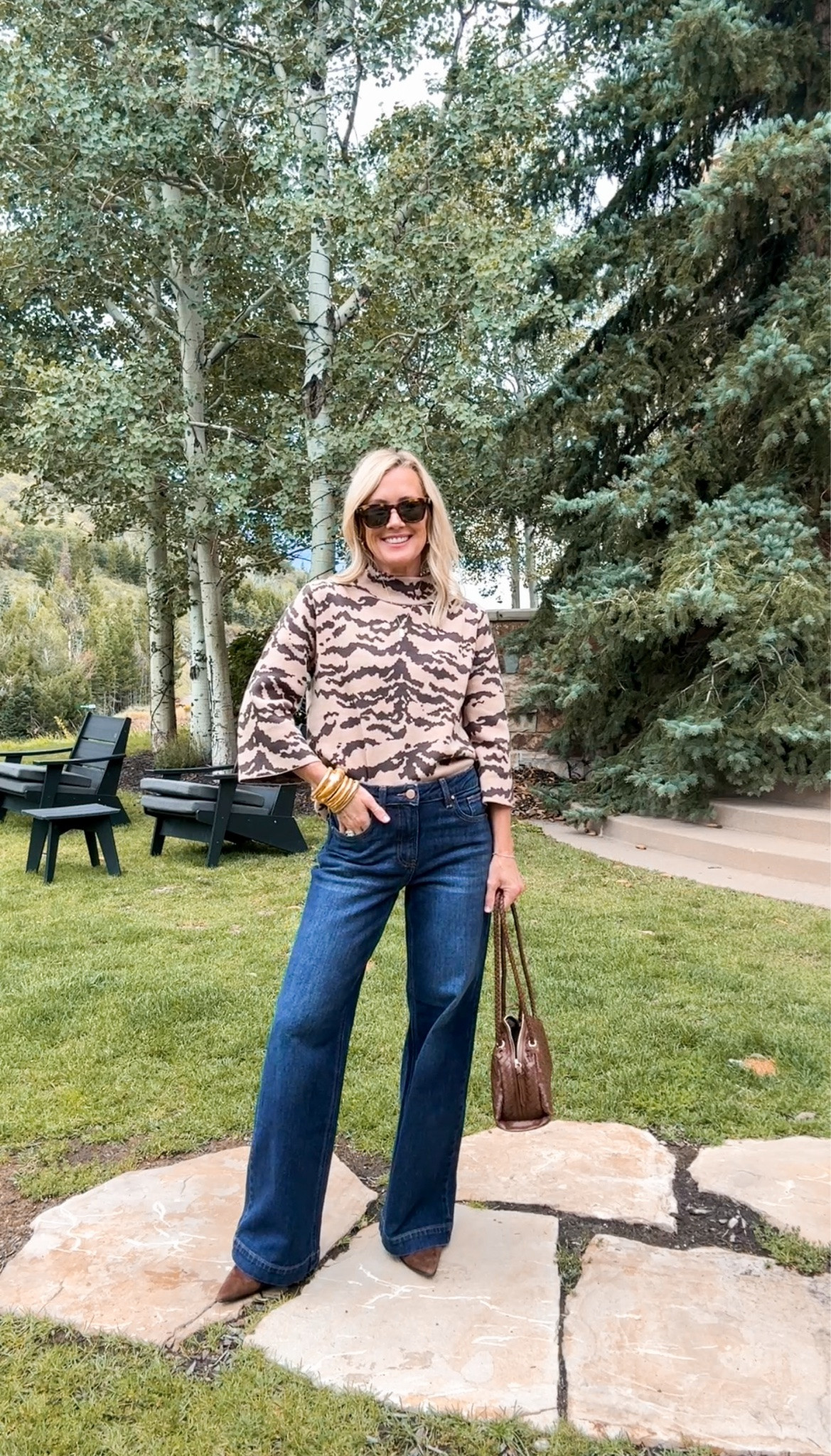 Good news! CASSIE15 has been reset! My one- time use code is live for 15% off this fall collection! 

Top: xs
Jeans: 25

#LTKootd #LTKOver40 #LTKSaleAlert