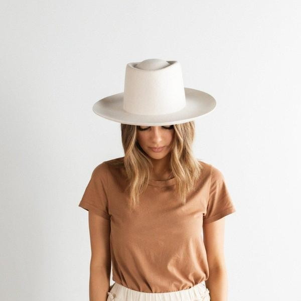 Ty Upturned Brim - Off White | Gigi Pip