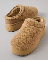 AE The Sherpa Hangout Slip-On Slipper | American Eagle Outfitters (US & CA)