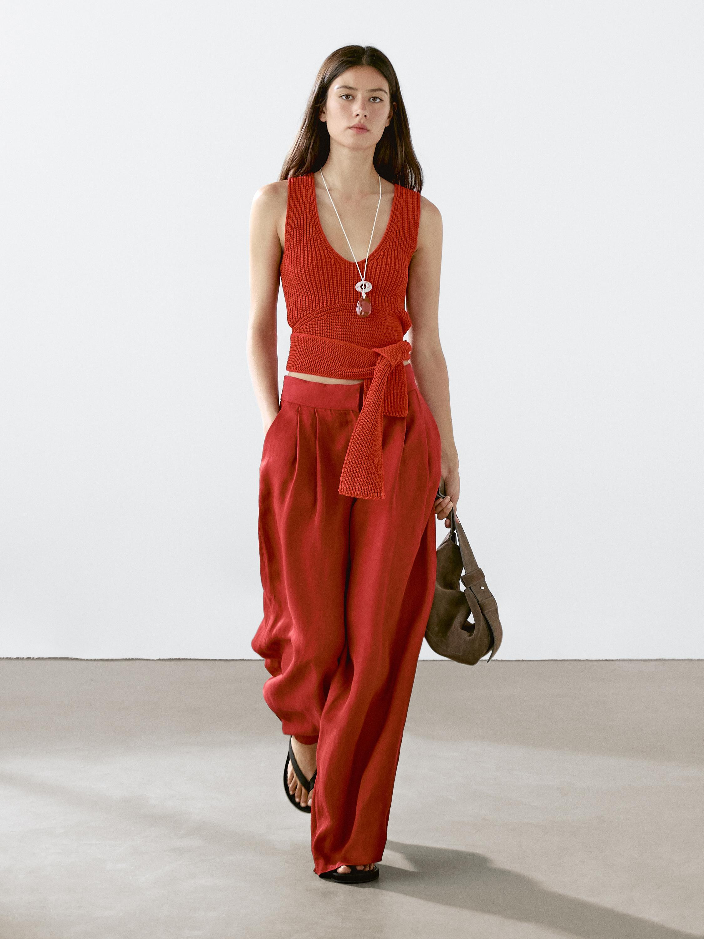 Flowing trousers with darts | Massimo Dutti UK