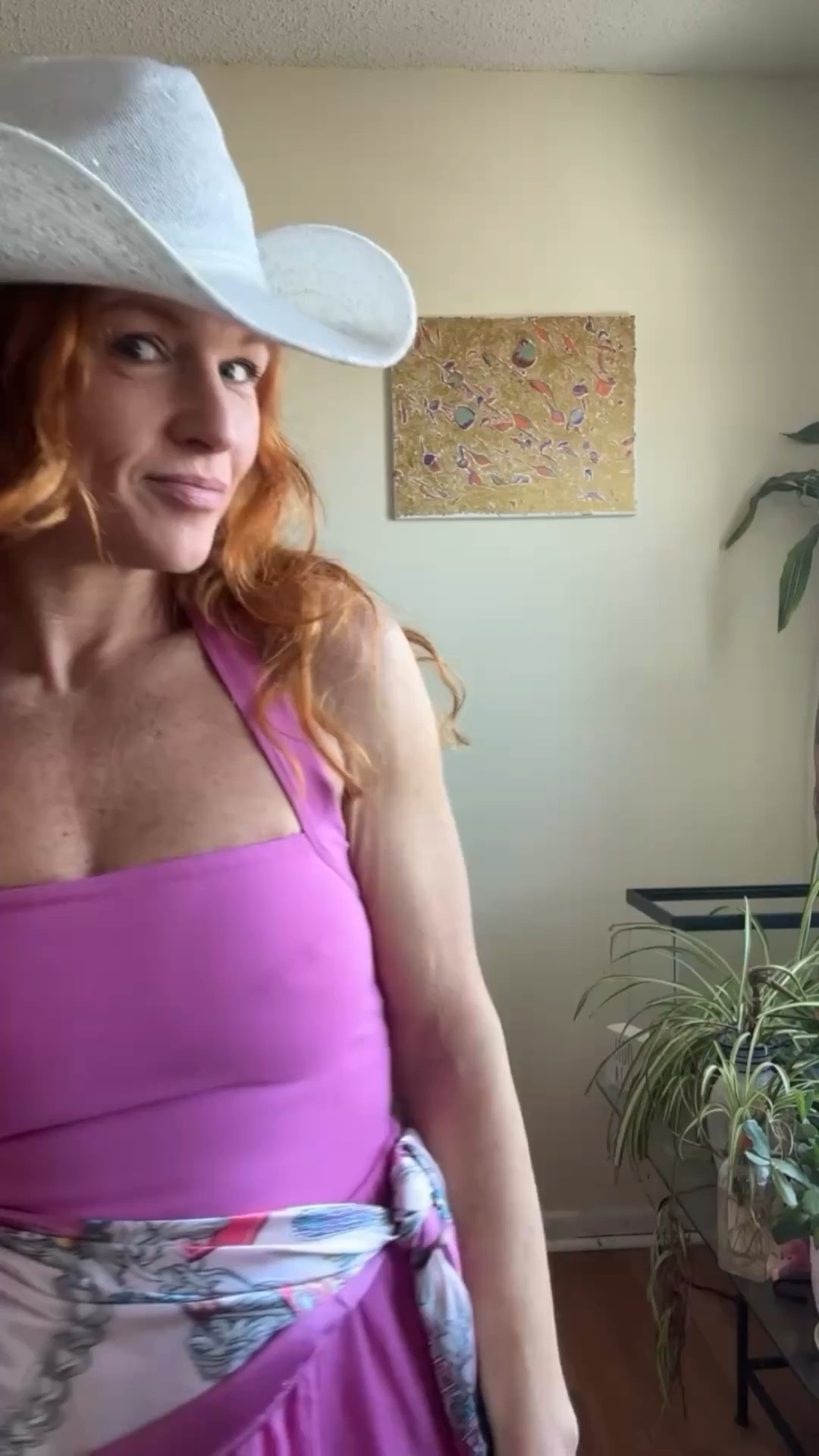 On Wednesdays we wear pink…this $35 dress needed a repeat!  Comment “pink” to shop the whole look! 

#styleideasdaily #westernlook #bohochicstyle #coachellavibes #barbiecore