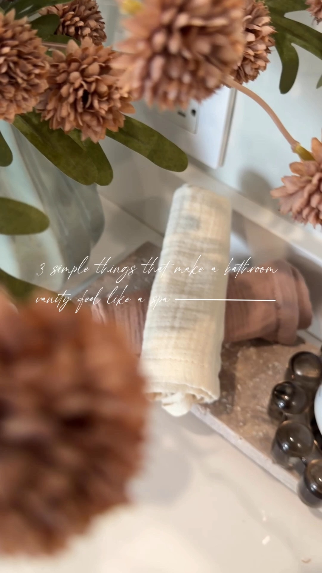 Sometimes the smallest details make the biggest difference. Pretty flowers, crisp hand towels, and a soap that smells like a luxury spa instantly make a bathroom feel more put together. Simple, clean, and easy to keep up with 🌸

#LTKHome #LTKSeasonal #LTKSpringSale