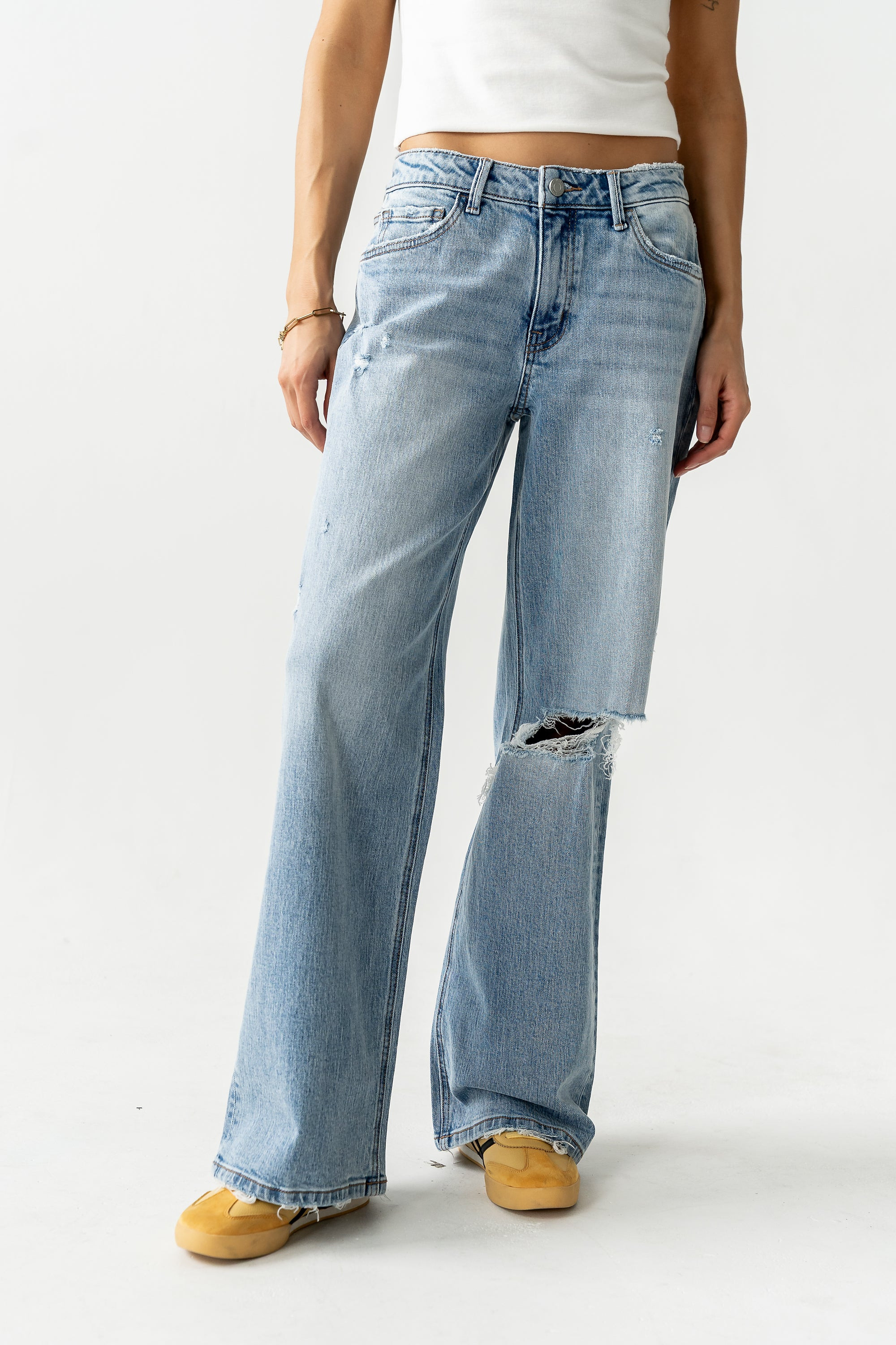 Devon Distressed Wide Leg Jeans | Böhme US