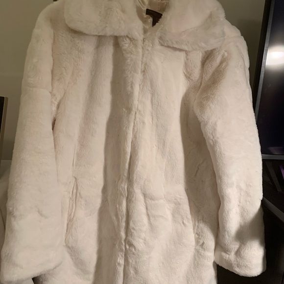 CHRISTIAN SIRRIANO Faux fur, creamy white super warm jacket | Poshmark