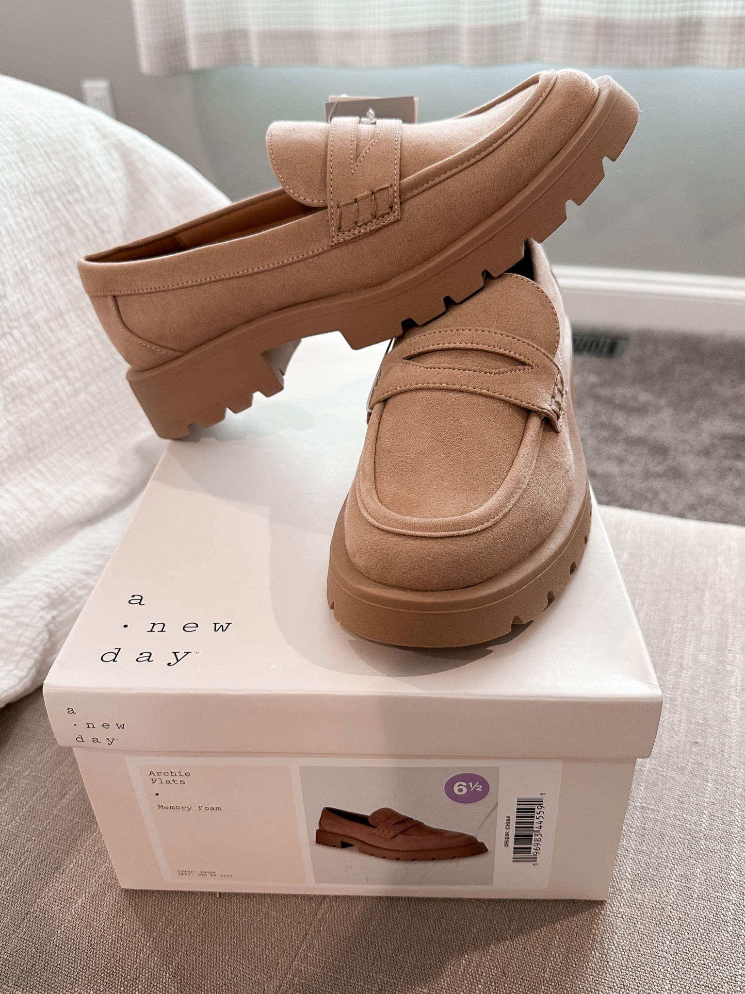 Lovingggg these new neutral loafers from Target!! Not online yet 

#LTKshoecrush #LTKSeasonal #LTKunder50