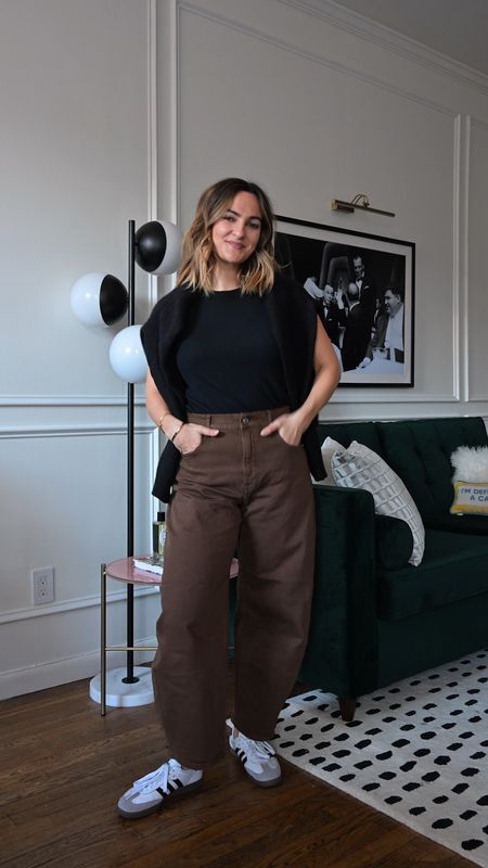 The most controversial jean silhouette of the season: barrel jeans 🙃

Personally I'm all for the silhouette - here are five ways to style them.

1. With a tee, sweater over your shoulders, and sneakers
2. With a striped cardigan and ballet flats
3. With a tee, belt, and ballet flats
4. With a blazer, belt, and heeled ankle boots
5. With a graphic tee, sneakers, and long coat

#LTKstyletip #LTKVideo #LTKSeasonal