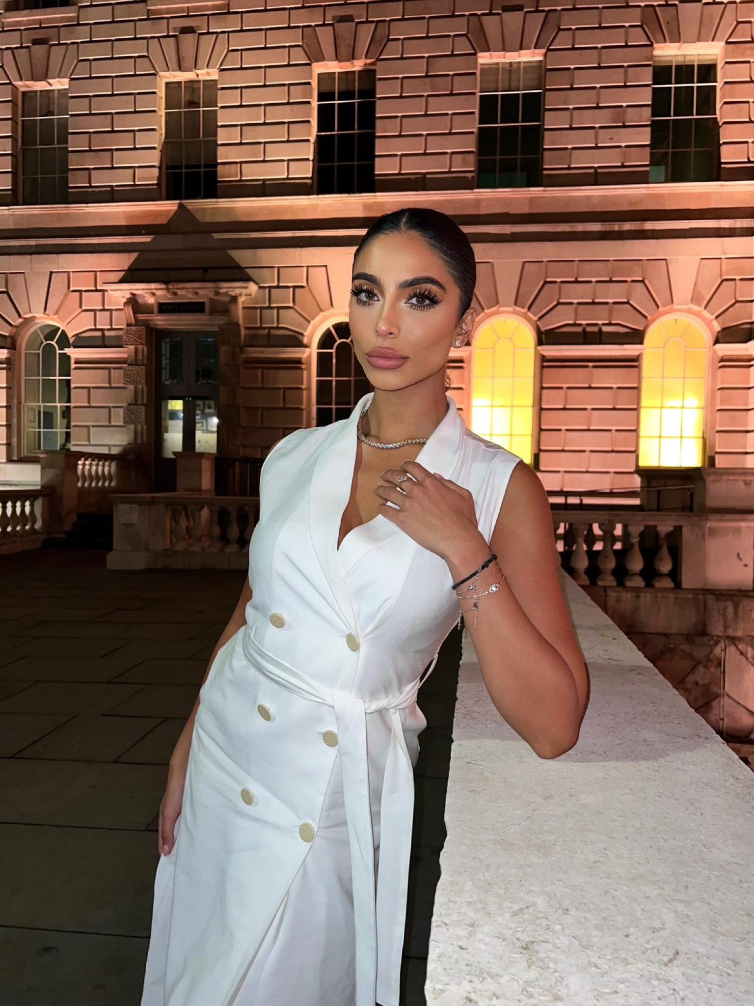 Glam makeup, soft glam makeup look, flawless foundation, Nars, Charlotte Tilbury, Mac, Dior blush, cream blush, setting powder, refy

#LTKeurope #LTKstyletip #LTKbeauty