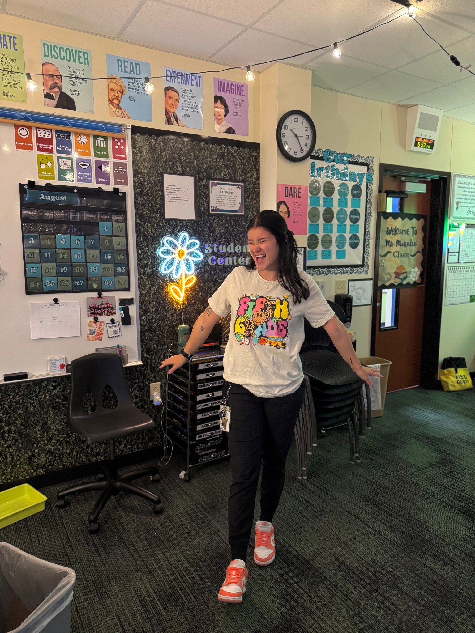 Comfy Teacher Outfit!!
Shirt from TEACHERTS!!
Code Morales10
🖤

https://www.shopteacherts.com/products/fifth-grade-retro-vibes-tee?_pos=4&_psq=Retro&_ss=e&_v=1.0&ref=fqtdrszh

#LTKShoeCrush #LTKStyleTip