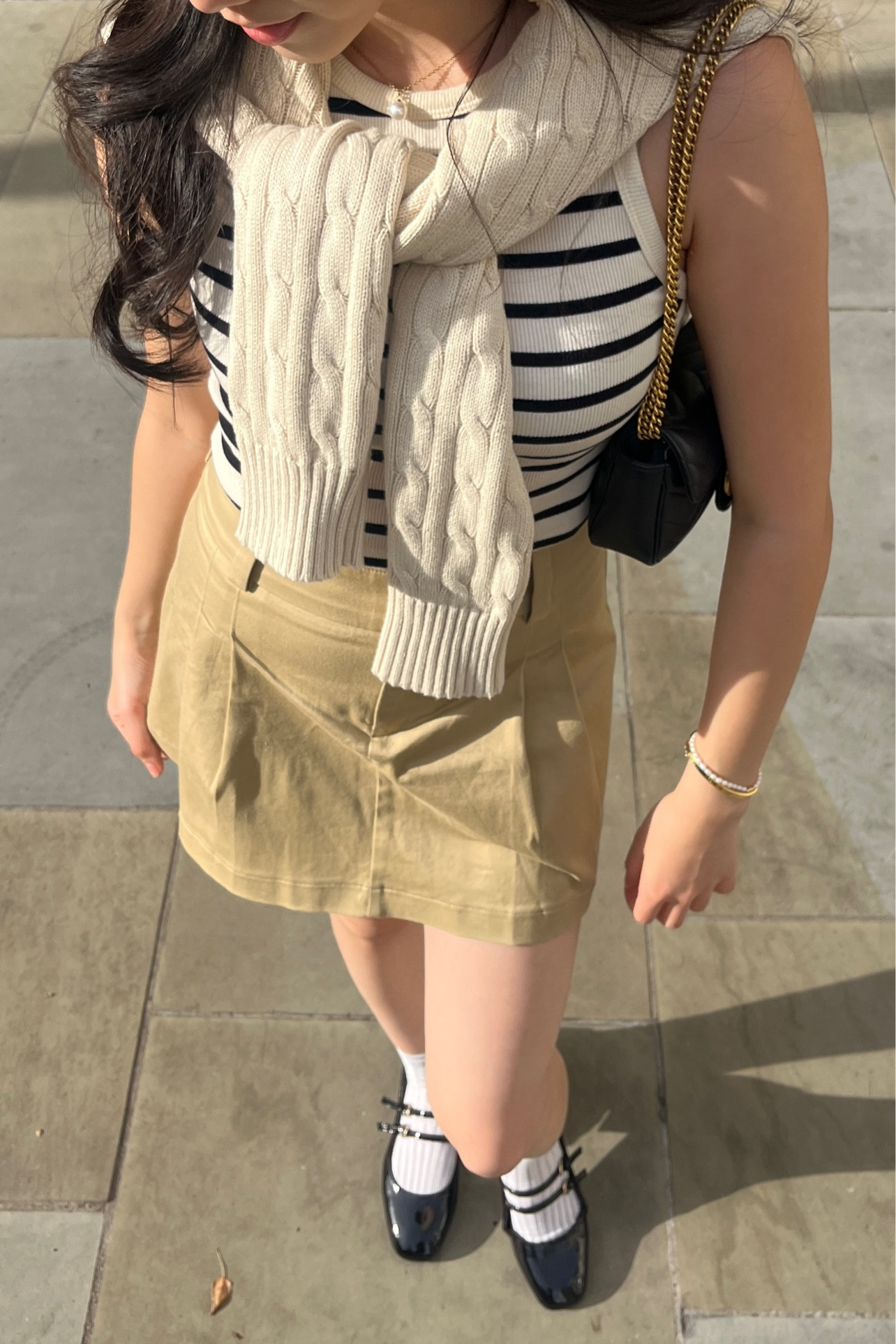 chic transitional outfit ✨

using tanktop for the day and a sweater that you can use when the night comes 🤍

linking all items below! 


#LTKGiftGuide #LTKHolidaySale #LTKeurope