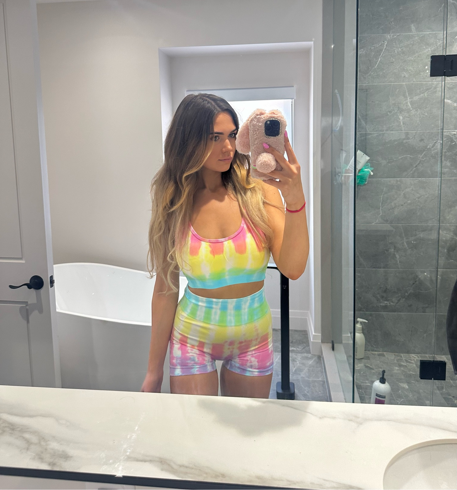 Matching summer neon active set from Shein🍬 #neon #summer

#LTKunder50 #LTKFind