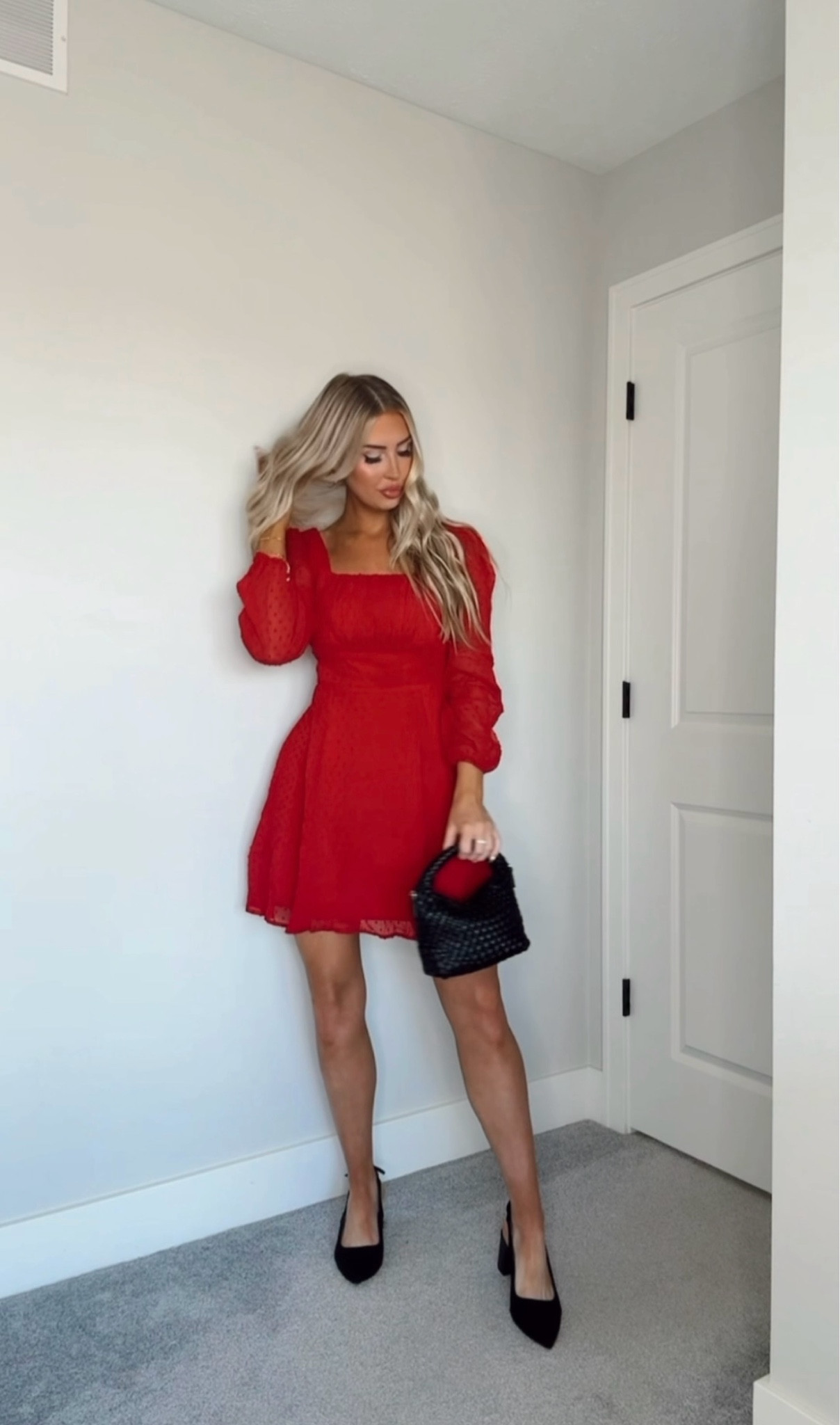 7 days of Amazon Holiday Outfits 🎄 Day 5/7! This is the perfect dress for your holiday party & it comes in so many colors (wearing a size S) 🎁

#LTKHoliday #LTKFindsUnder100 #LTKStyleTip