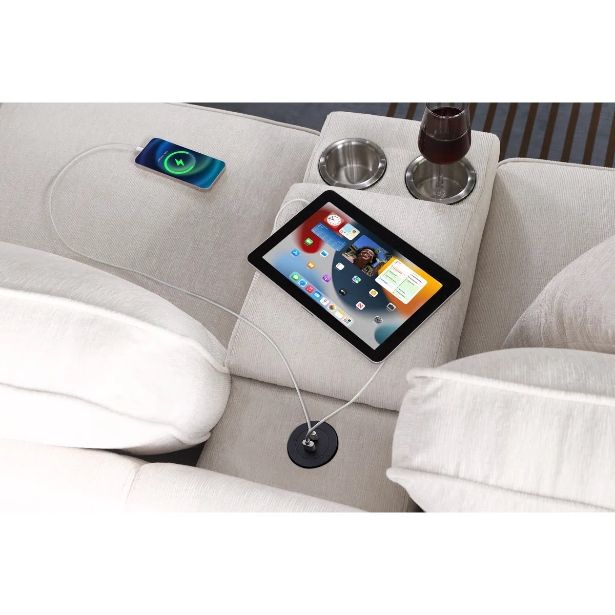 Naomi Piece Upholstered Sectional

#LTKMothersDay #LTKootd #LTKmomlife