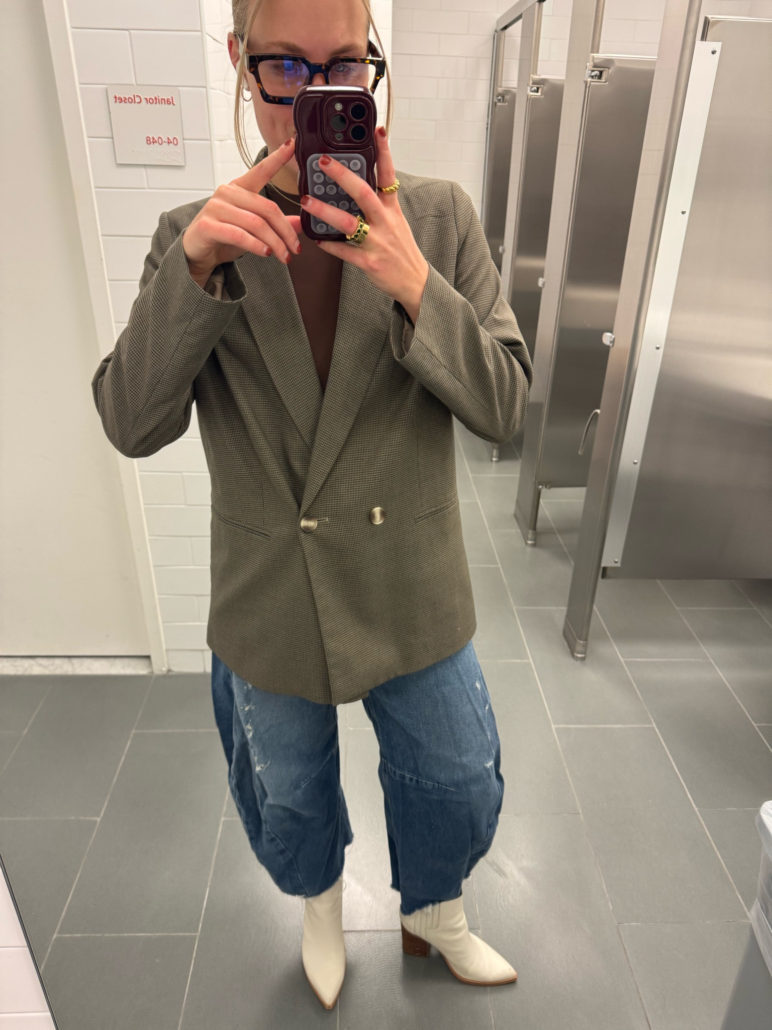 my favorite blue light classes, jeans, and a houndstooth blazer. a perfect work outfit! 

#LTKStyleTip #LTKWorkwear #LTKFindsUnder50