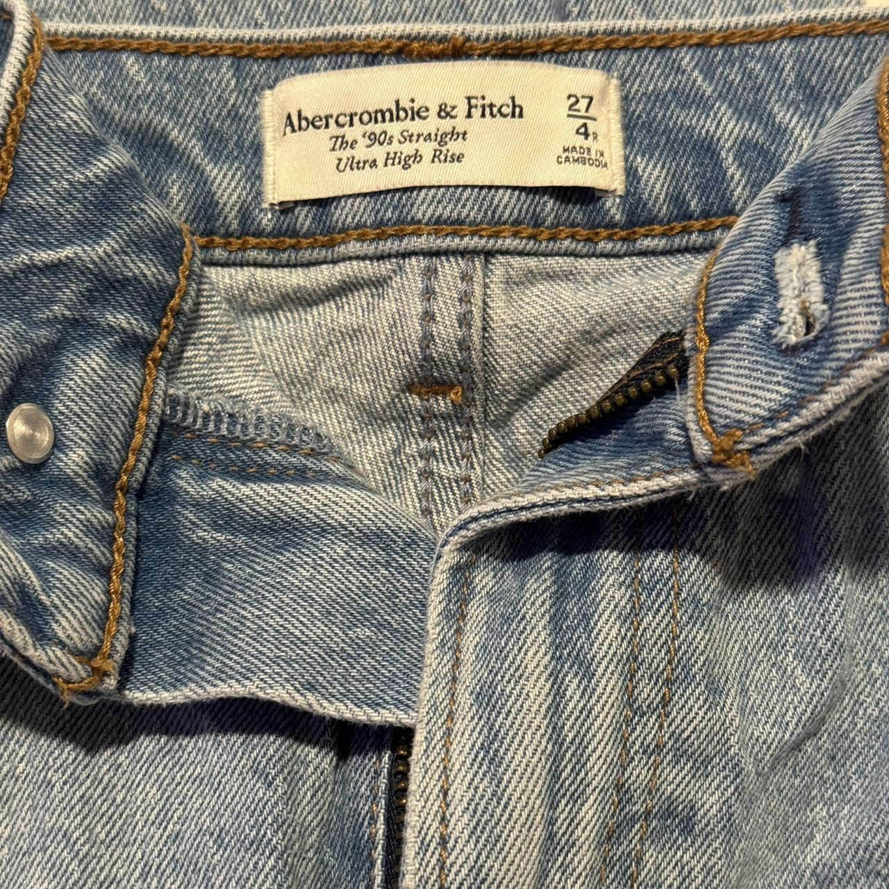 Abercrombie & Fitch Women's Jeans - Blue - 4 | Depop US
