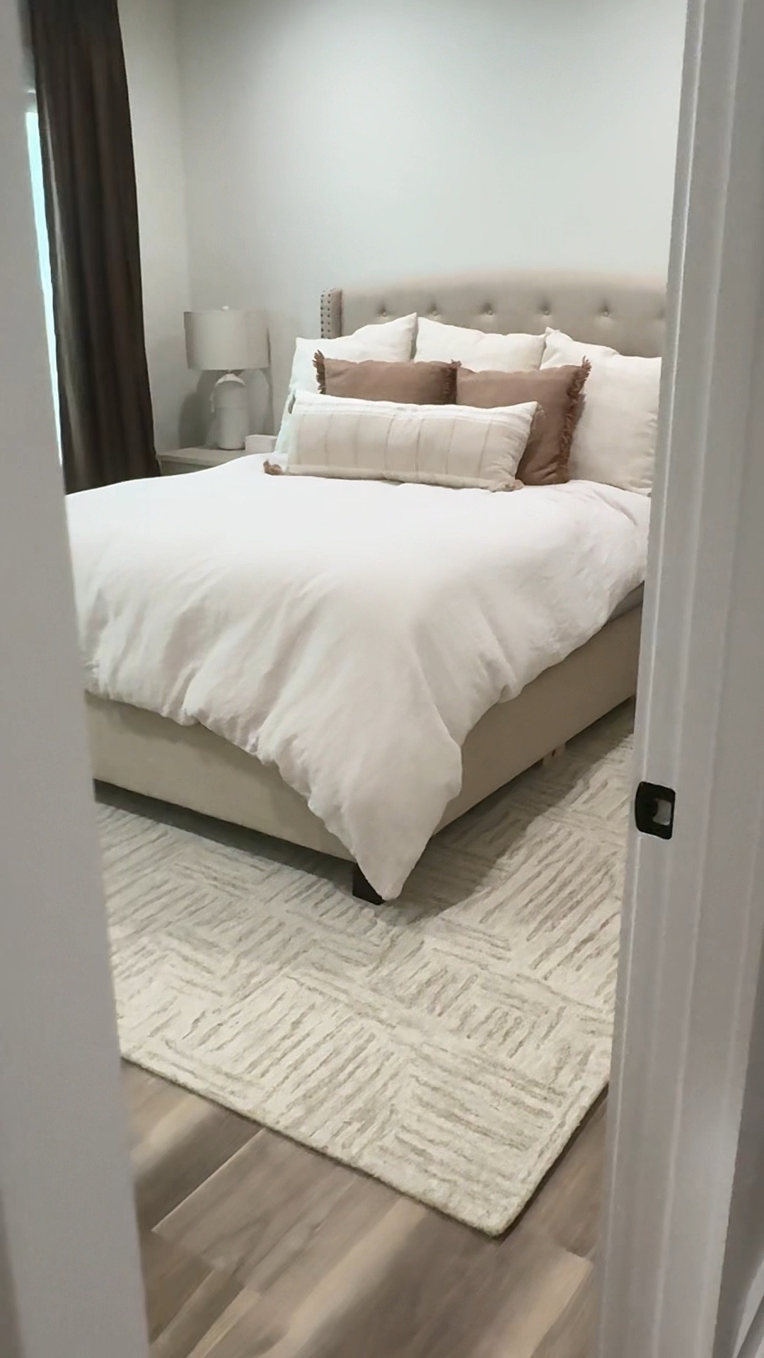 Neutral tones and textures >>>

#bedroomrugs #neutralhome #bedroominspo

#LTKstyletip #LTKVideo #LTKhome