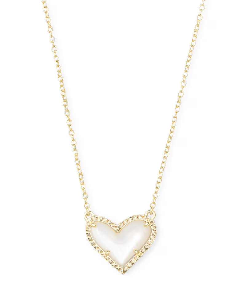 Ari Heart Gold Pendant Necklace in Ivory Mother-of-Pearl | Kendra Scott