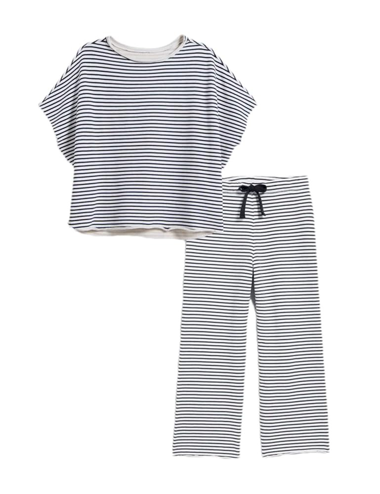 Bozanly 2 Piece Sets for Women Short Sleeve Tops and Capris Loose Matching Pajama Sets Sweatsuits | Amazon (US)