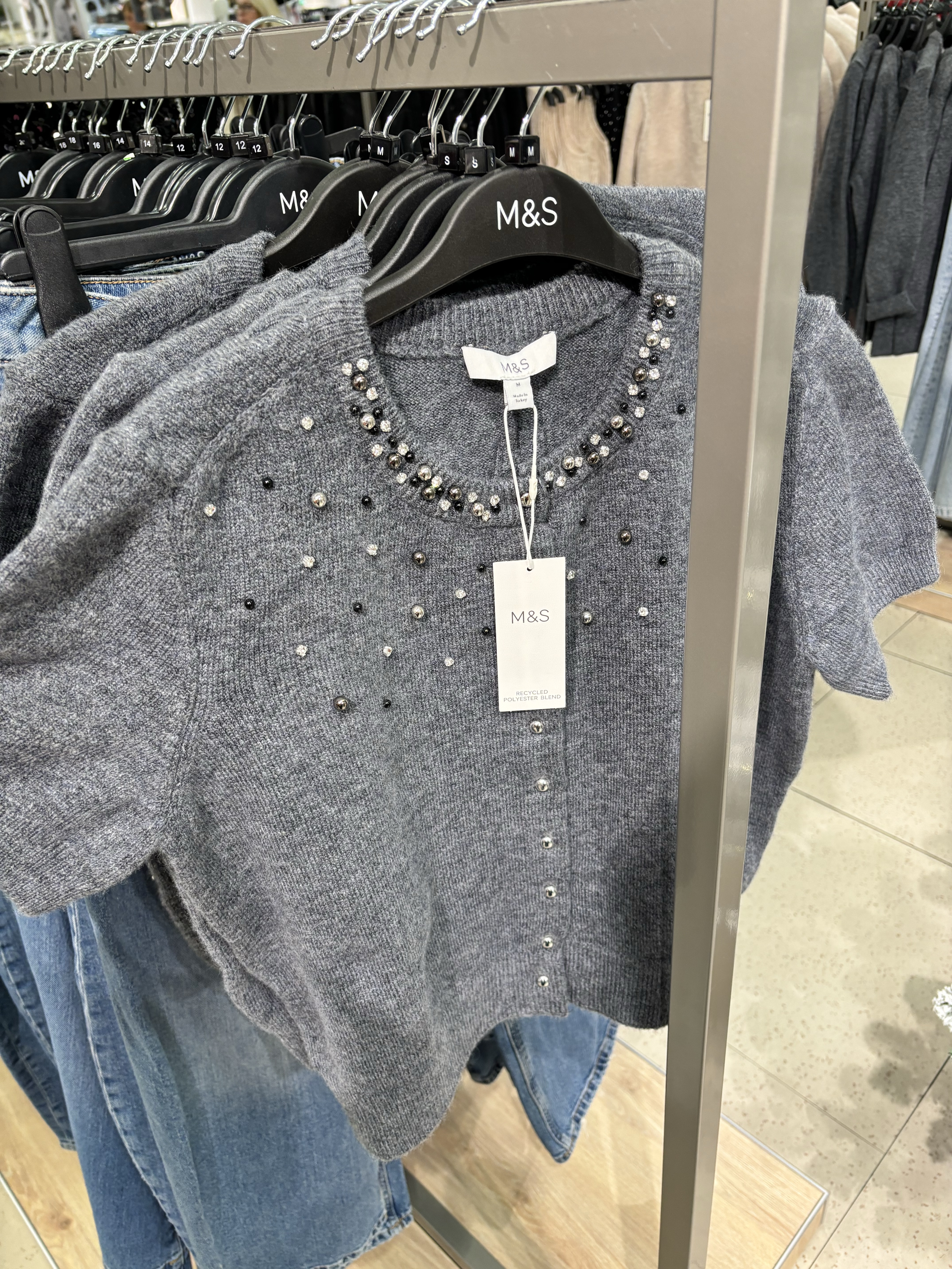 Cropped Cardigans 🪩🖤

#LTKeurope #LTKuk #LTKwinter