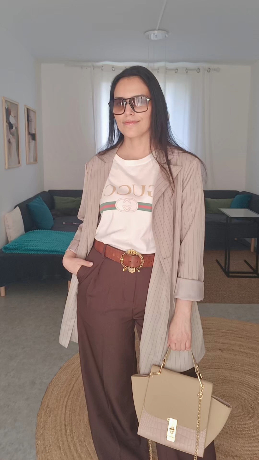 Effortless chic everyday look 🤍Elevating a basic tee with tailored pieces for a polished but relaxed outfit ✨The mix of structured blazer + casual logo tee = perfect balanceDetails:• Oversized blazer• Graphic/logo tee• High waisted tailored pants• Statement belt• Neutral structured bagPerfect for: work outfit, brunch, casual chic days#LTKStyle #LTKOutfit #LTKFinds #EffortlessChic #NeutralStyle #EverydayOutfit #CasualChic #BlazerStyle #LTKSeasonal

#LTKfrance #LTKeurope #LTKpartywear