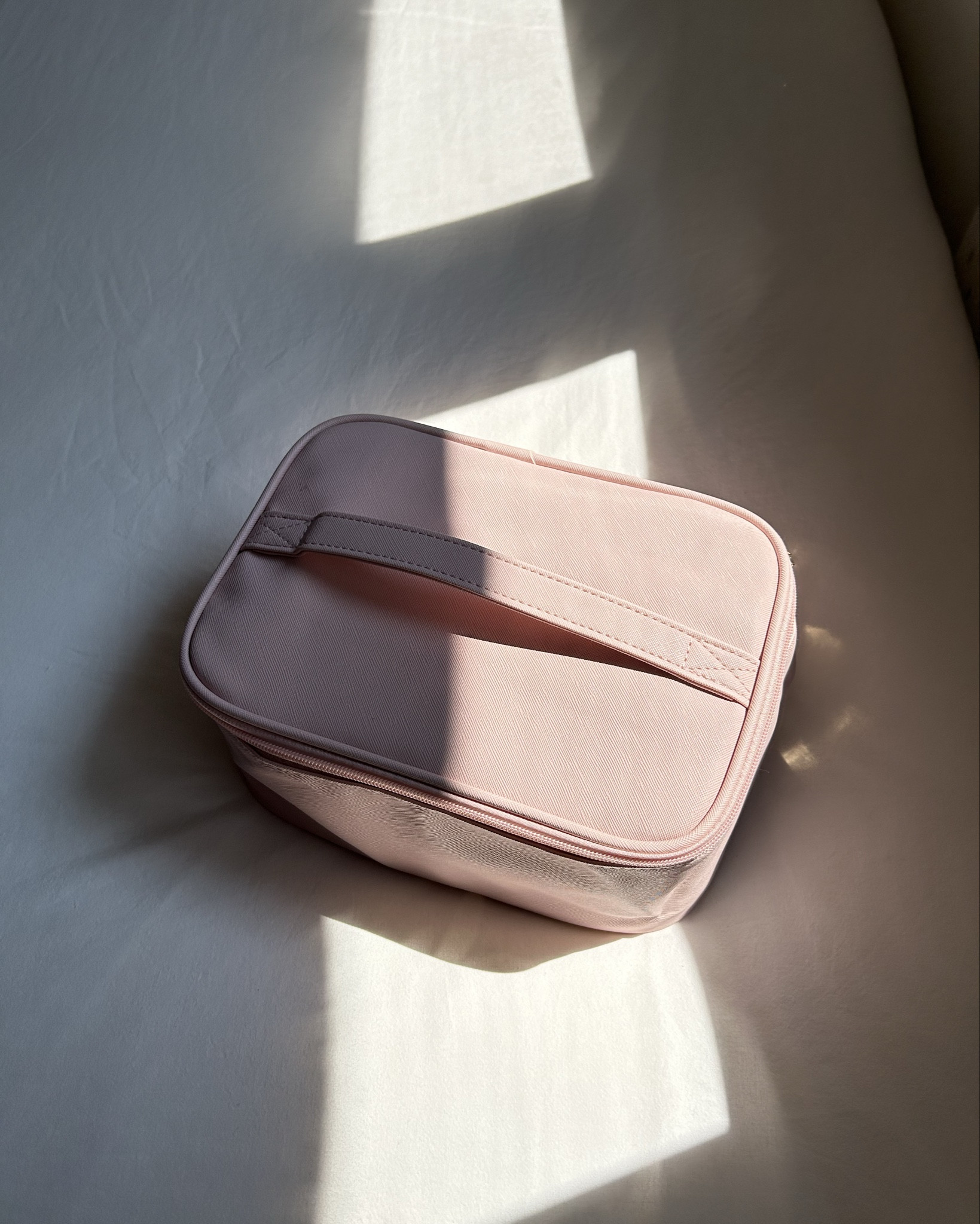 Pink makeup bag from Amazon 

#LTKcanada #LTKbeauty #LTKsummer