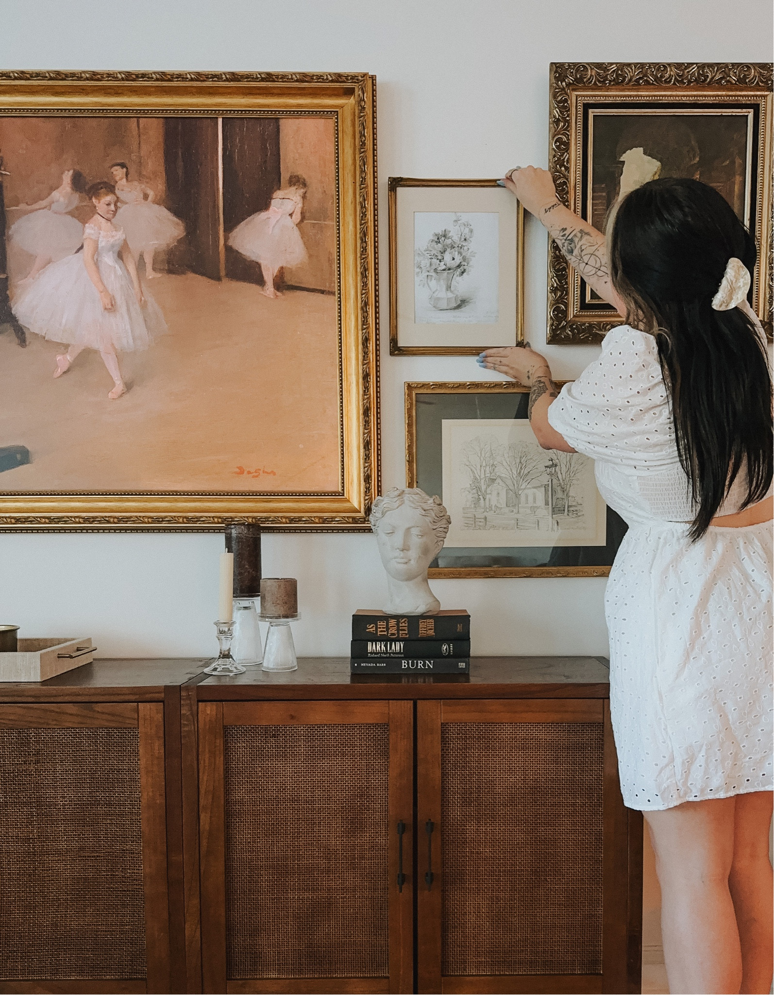 Affordable large tv console & gallery wall details! 

#LTKhome