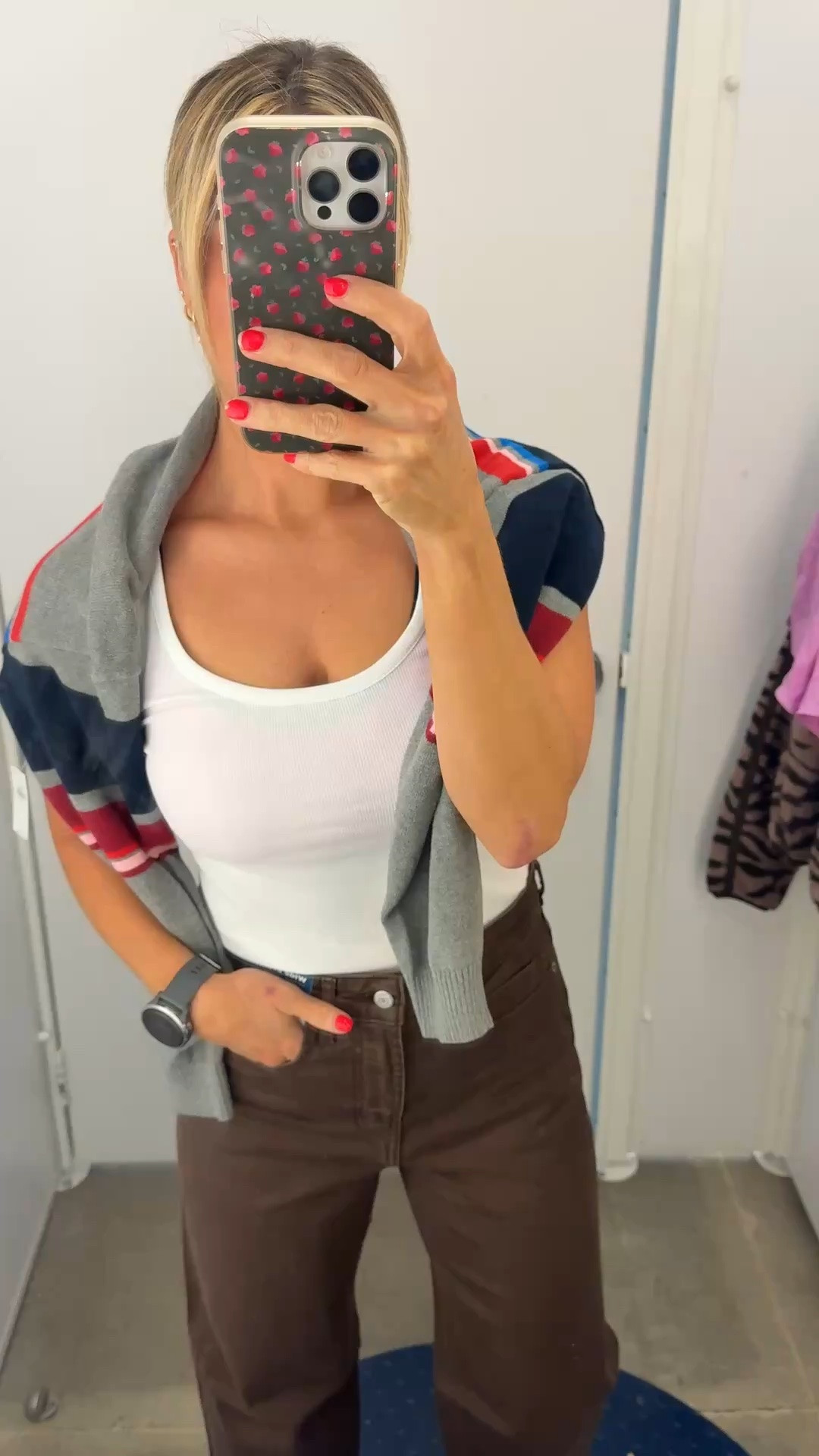 Loved these brown high waisted denim jeans from old navy!! I’m wearing size 6, fit tts. If you want oversized fit I would size up!! Also loved this striped sweater - perfect for laying or draping over the shoulders. I would personally size up for a little oversized fit but it does run tts!

#LTKgrwm #LTKSaleAlert #LTKSeasonal

#LTKgrwm #LTKSaleAlert #LTKootd