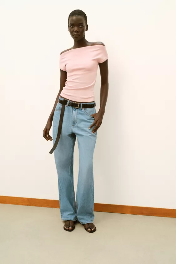 T-SHIRT MIT U-BOOT-AUSSCHNITT | Zara DE