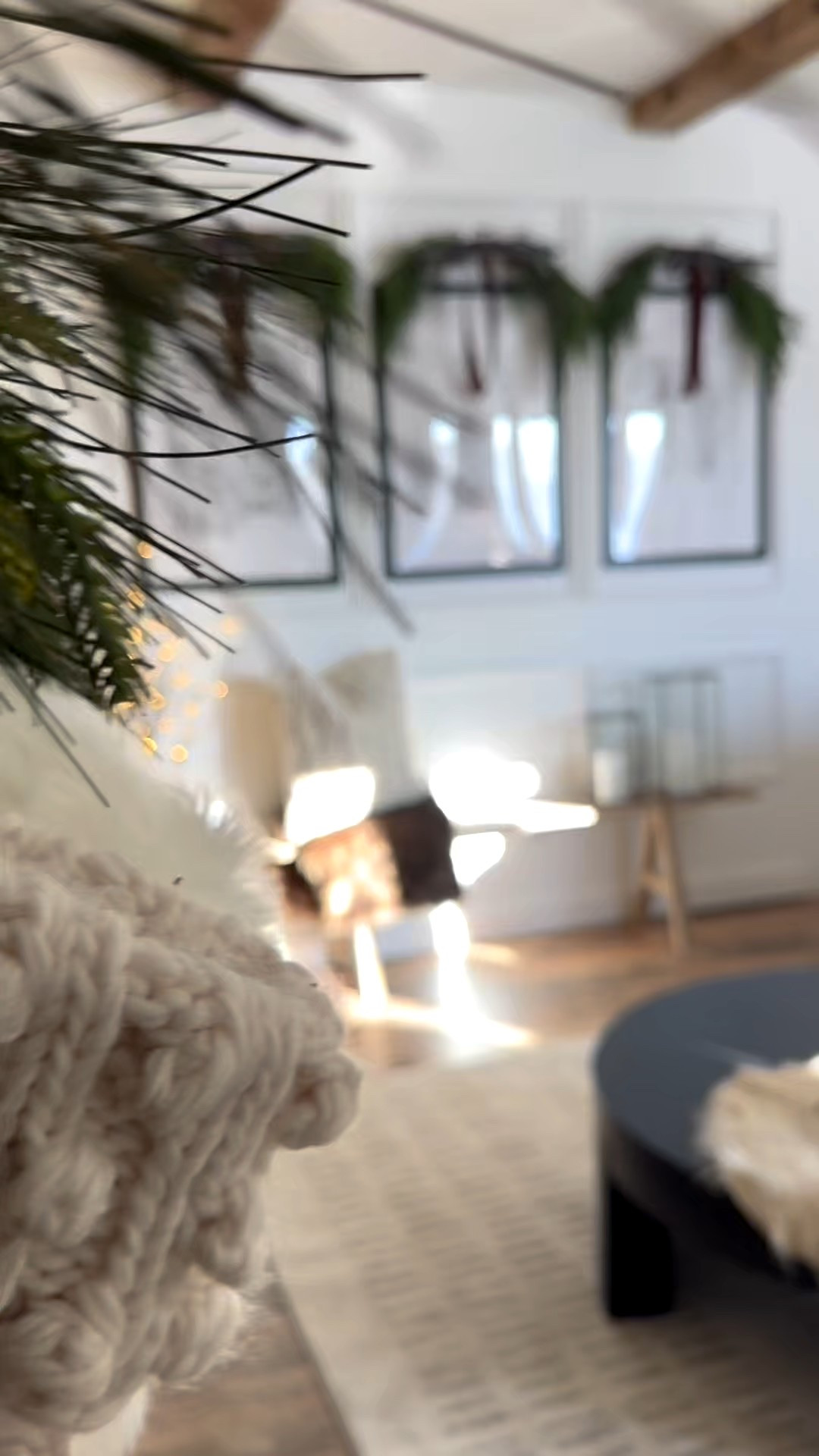 Cozy Christmas family room 

#LTKHome #LTKSeasonal #LTKHoliday