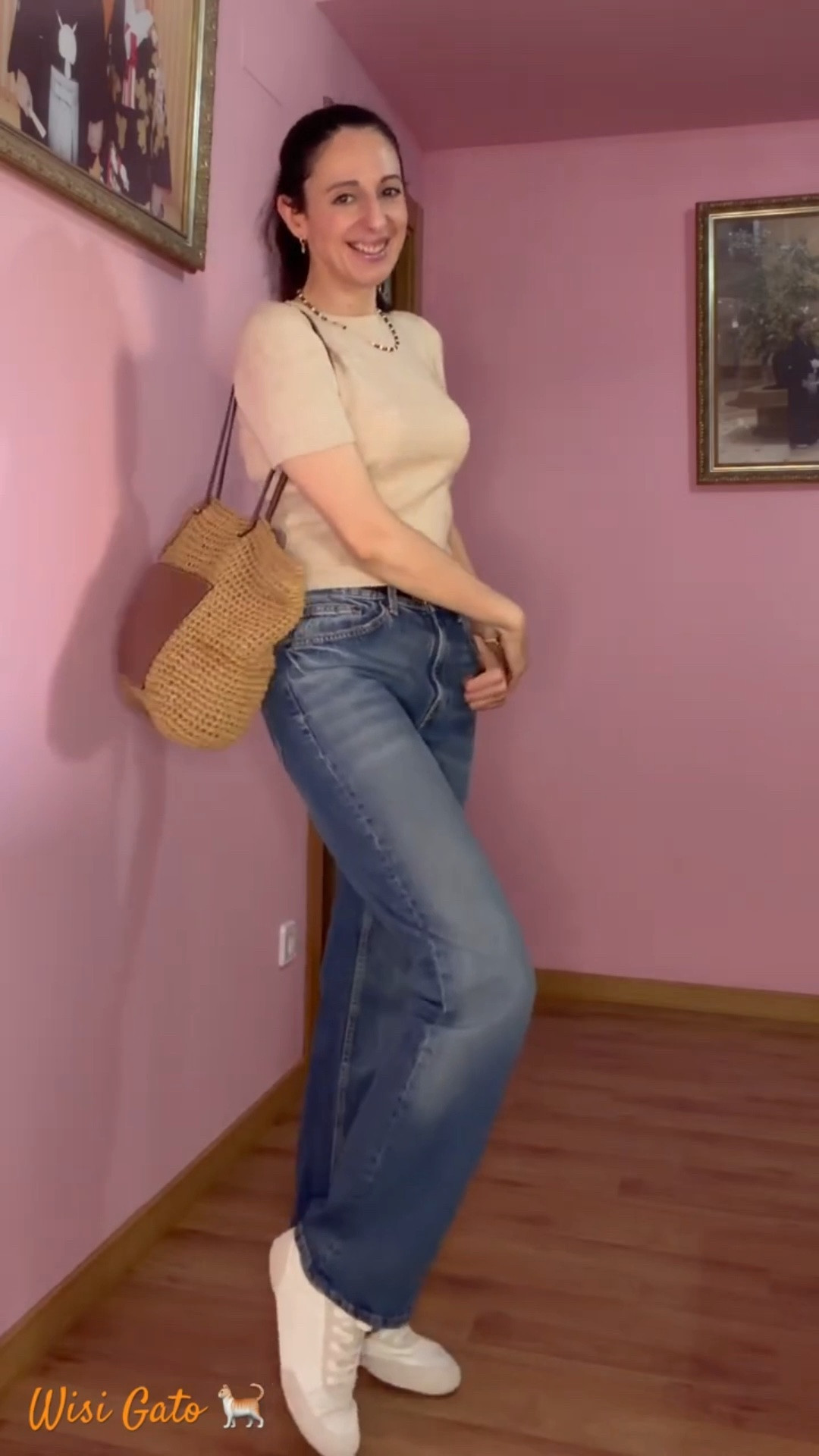 Outfit

• Top: Mango
• Jeans: Zara
• Bolso: Sfera
• Zapatos: Mango
• Collar: Suihe

#ootd #outfit #sfera 
#mango #zara   
#suhie

#LTKespana #LTKeurope #LTKworkwear