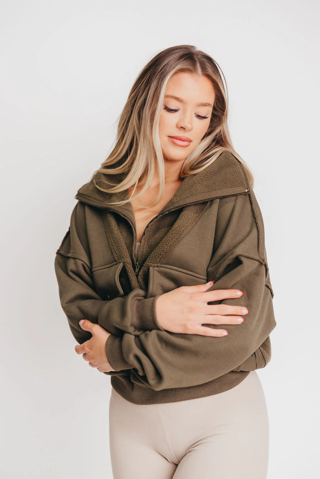 Carter Pullover in Olive | Worth Collective
