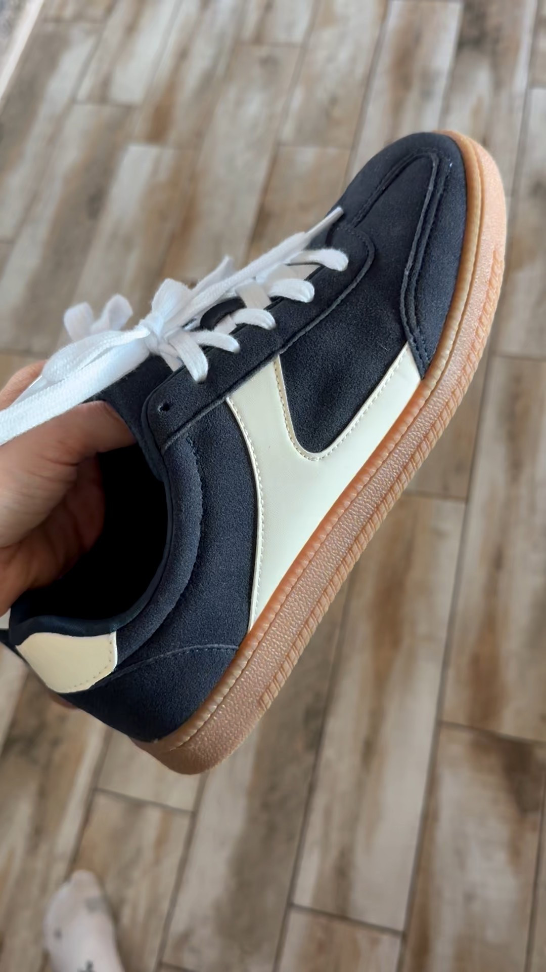 Run tts, if between go up 1/2

#LTKSeasonal #LTKActive #LTKFindsUnder50